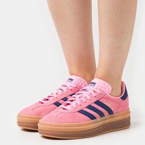 Adidas Gazelle Bold Platform in Pink Glow Gum. Size 7.5.